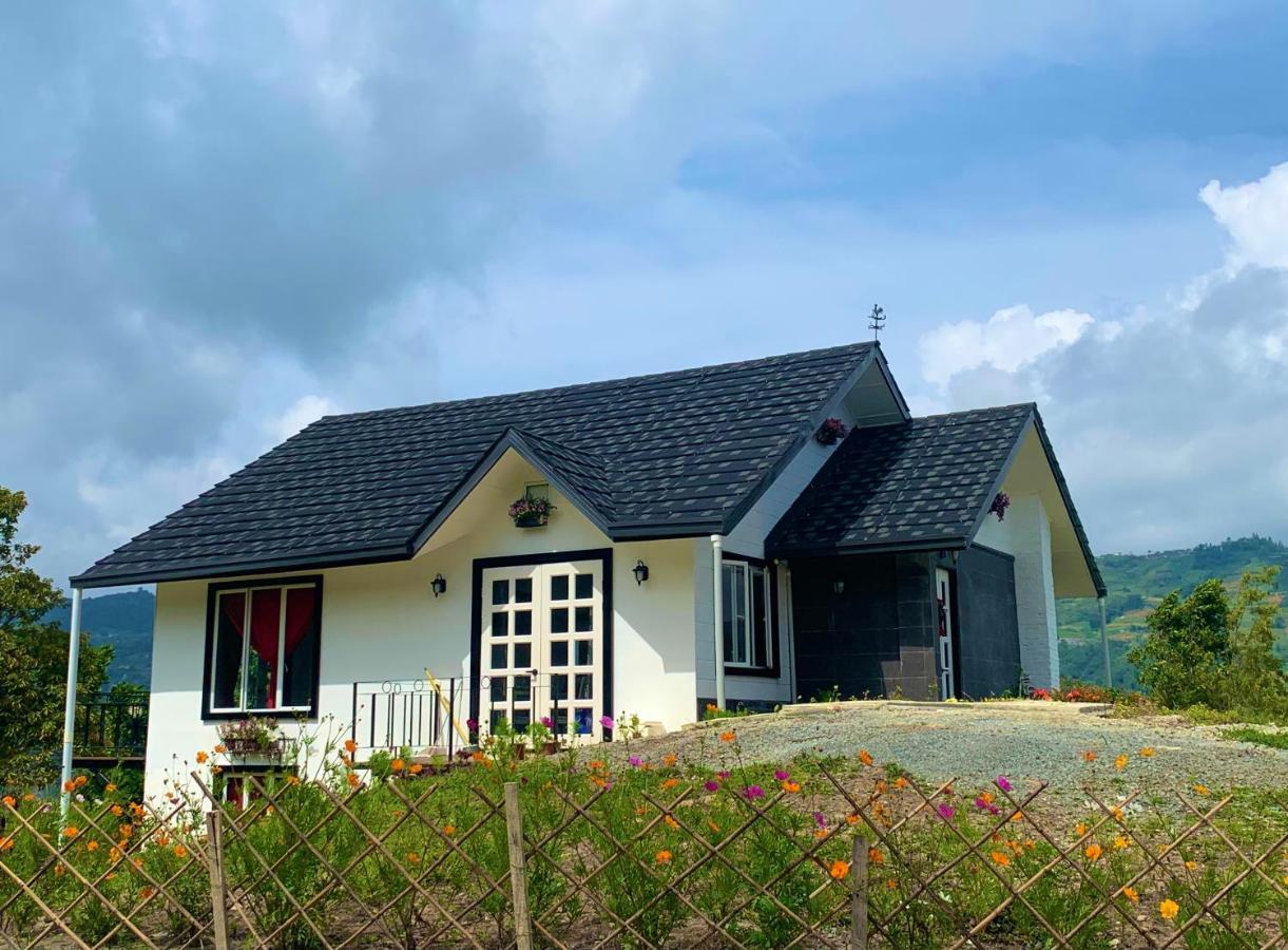 Hounon White Chimney Cottage Ranau Eksteriør billede